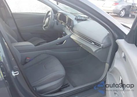 2023 Hyundai Elantra Sel z USA, uszkodzony, nr VIN KMHLM4AG2PU627964